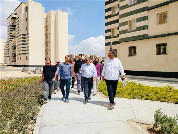 رئيس جهاز حدائق أكتوبر يجري جولة تفقدية موسعة لمتابعة مشروعات الإسكان 