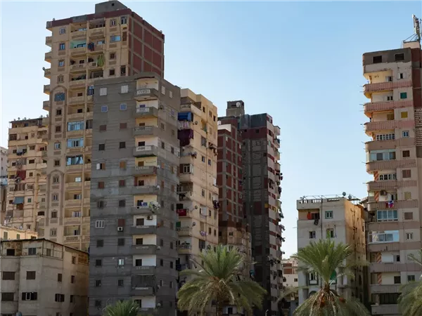 خبراء يحذرون: خطأ شائع في عقود الإيجار قد يؤدي لطرد المستأجر