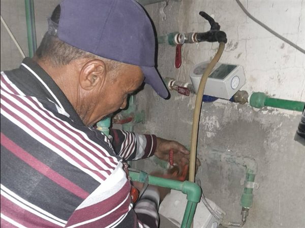 مياه البحيرة تلاحق المخالفين بقطاعات الأمن والتفتيش لتقليل فاقد الشبكات بكل حزم