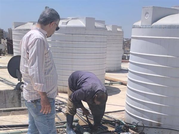 شركة مياه البحيرة تضبط عدداً من الوصلات غير القانونية بأحياء مدينة دمنهور