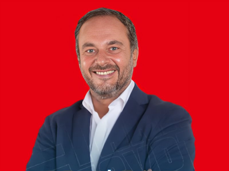 أحمد طارق خليل 