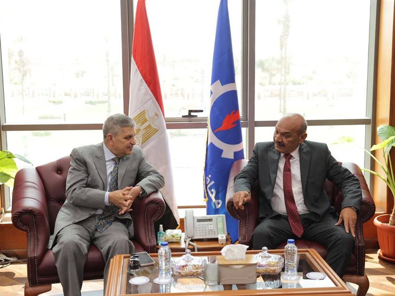 أسامة ربيع رئيس هيئة