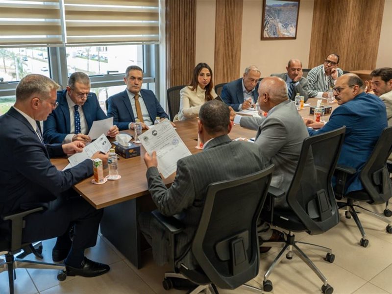 خلال اللقاء