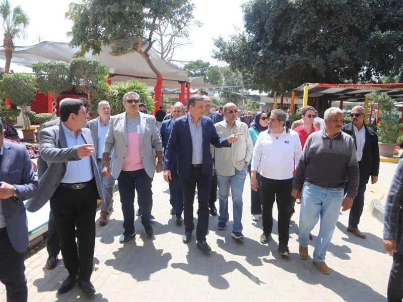 افتتاح معرض الزهور