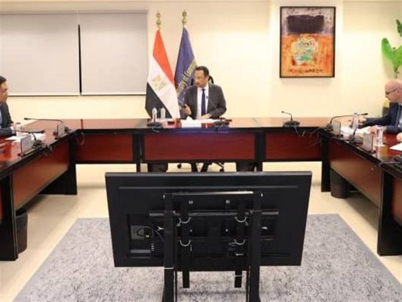 رأفت هندي، وزير الاتصالات