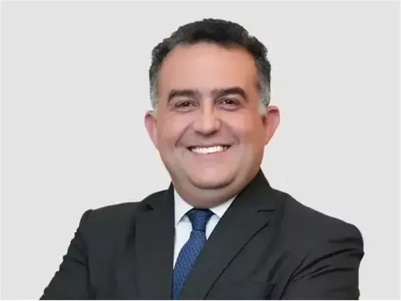 عمر رضوان رئيس البورصة المصرية