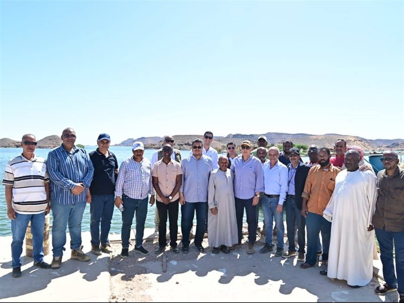 وزير الري في زيارته