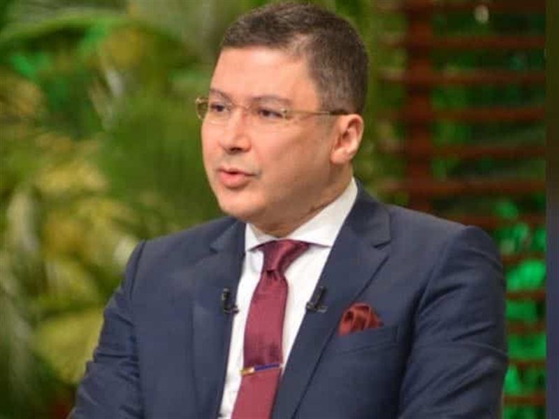 الدكتور أيمن غنيم،