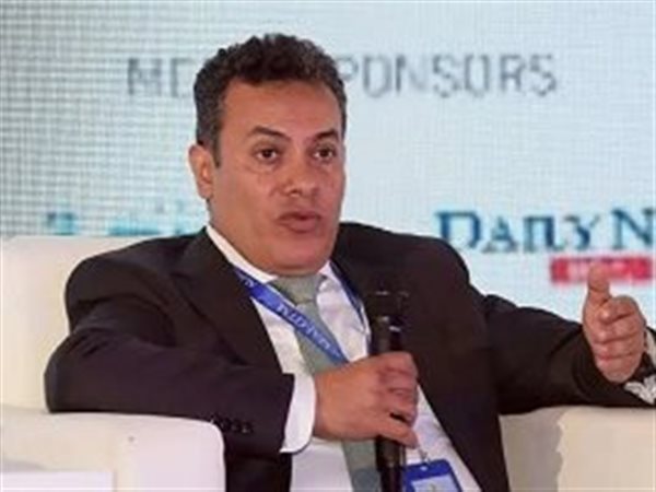 تكليفات رئاسية لتطوير أراضي جنوب سيناء والبحر الأحمر.. وخطة لإضافة 110 آلاف غرفة فندقية