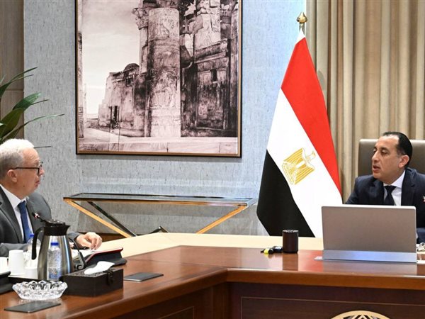 مصطفى مدبولي يتابع مستجدات القيد المؤقت لعدد 20 شركة حكومية في البورصة