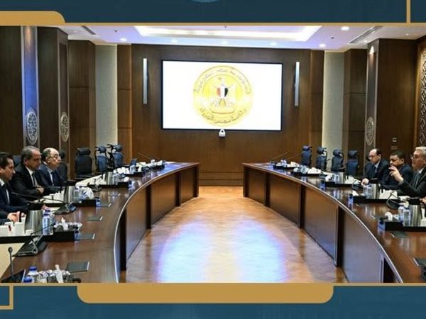 مباحثات مصرية لبنانية لتعزيز وتوسيع التعاون في قطاع البترول والغاز