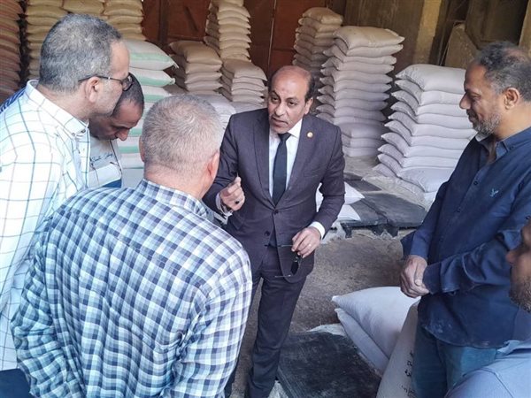 ضربة موجعة لمافيا الدقيق المدعم..ضبط 80شيكارة قبل بيعها في السوق السوداء بالقليوبية