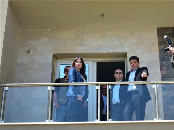 وزيرة الإسكان تتفقد أعمال التطوير بمارينا 1 و2 ومدخل مارينا 5