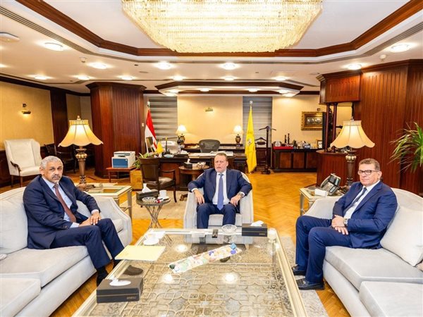 حسن عبدالله يستقبل رئيس بنك التنمية الإفريقي لبحث تعزيز أوجه التعاون المشترك