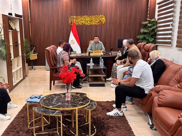 رئيس جهاز حدائق العاصمة يفتح باب الحوار مع سكان 