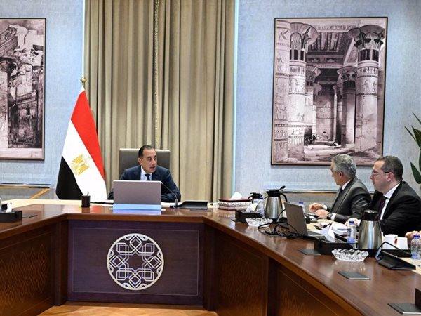 رئيس الوزراء يستعرض مقترح إنشاء كيان موحد يضم جميع المطورين العقاريين