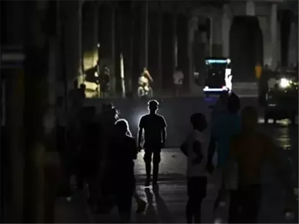 كوبا تواجه أزمة كهرباء حادة واحتجاجات بسبب نقص الوقود