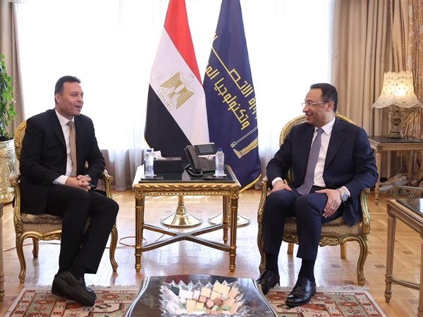 الاتصالات تخطط لإدماج تقنيات الذكاء الاصطناعي في مشروع التعداد العام للسكان 2027
