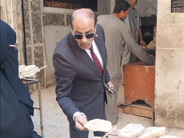 جولة مفاجئة وموسعة لوكيل تموين القليوبية لضبط منظومة الخبز ومتابعة توريد القمح