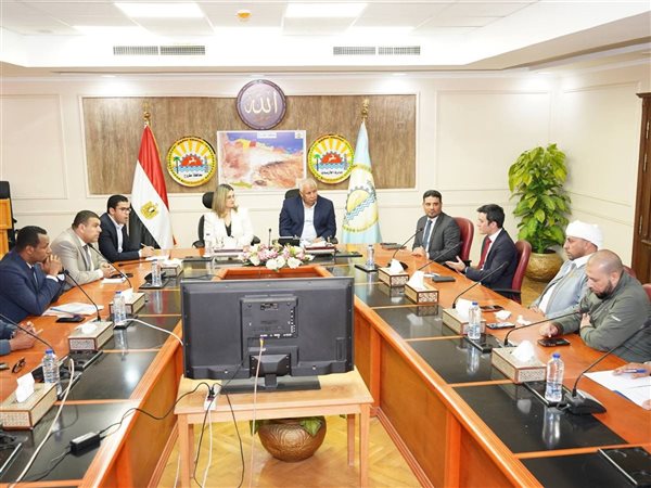 الغرفة التجارية بمطروح تؤكد استعدادها لدعم الشراكات الاقتصادية بين رجال الأعمال والجانب التركي