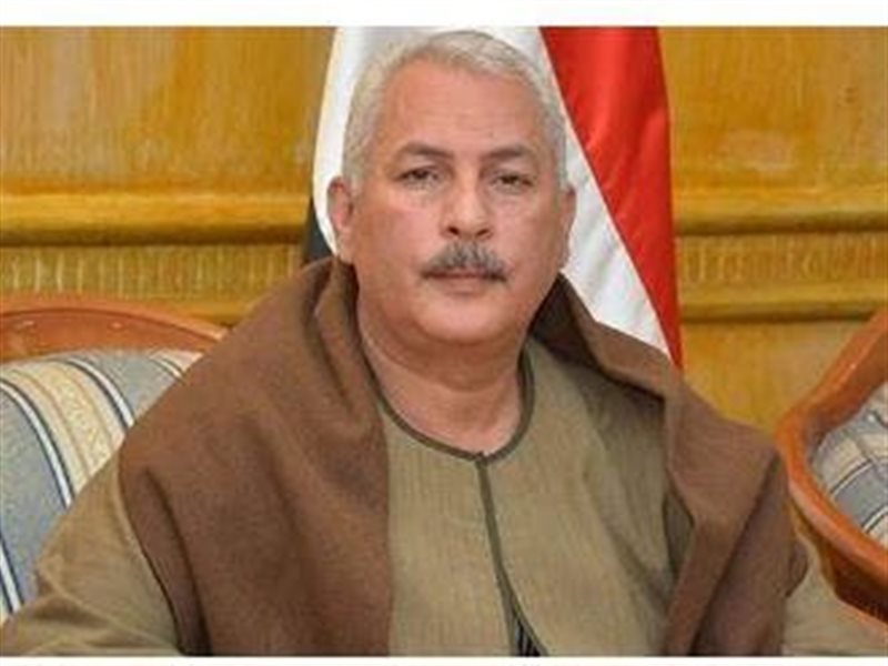حسين أبو صدام نقيب الفلاحين