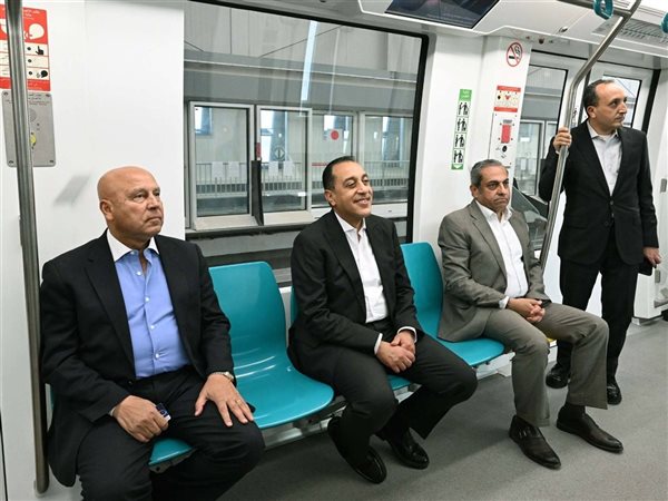 ماذا تابع مدبولي في العاصمة الإدارية الجديدة؟.. جولة تشمل المونوريل والحي الدبلوماسي