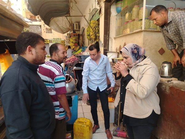 تموين سوهاج يضبط لحومًا غير صالحة وسلعًا مجهولة المصدر خلال حملات مكثفة