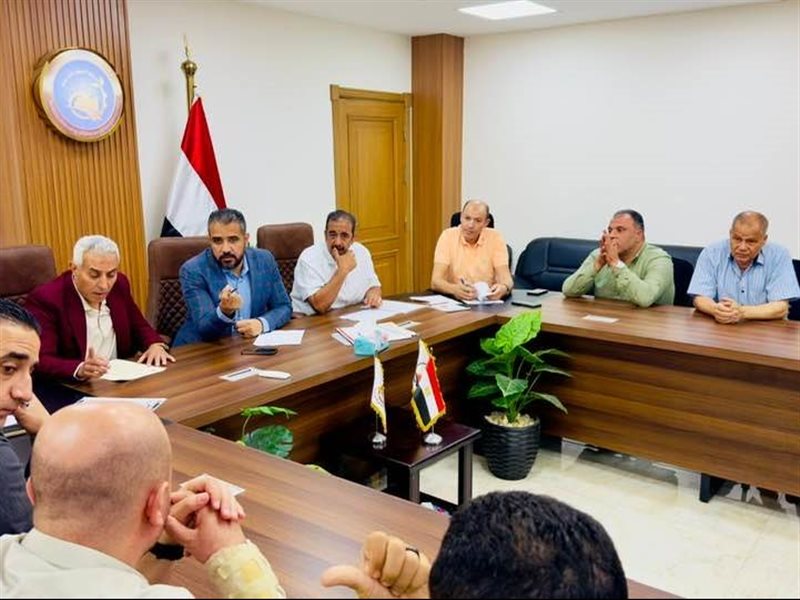 رئيس جهاز العبور الجديدة يعقد اجتماعاً 