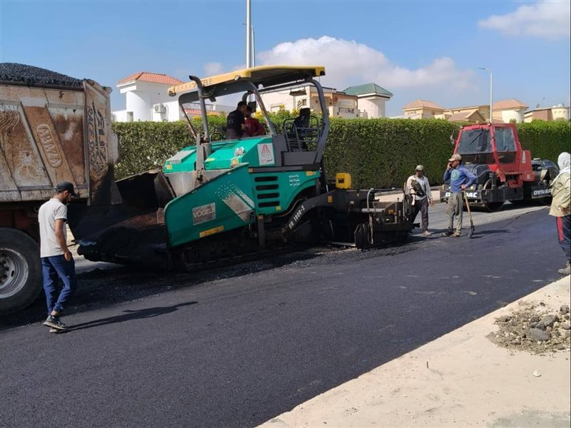 رفع كفاءة الطرق وأعمال الأسفلت بالشروق 