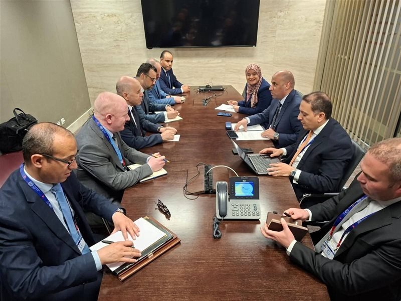 وزير العمل في جنيف