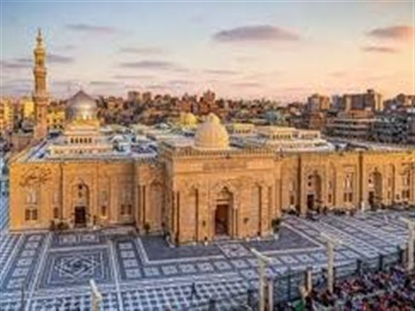 محافظ القاهرة: الرئيس السيسي يولي اهتمامًا كبيرًا بتطوير مساجد آل البيت في مصر