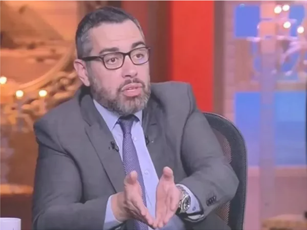 محمد فؤاد:  1200 جنيه يجب أن تعادل سلة من30 سلعة أساسية