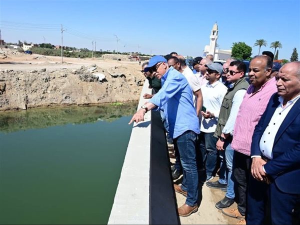 وزير الري في الإسماعيلية.. توجيهات عاجلة لتطوير الترع ومآخذ مياه الشرب