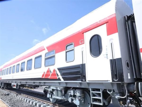 وزارة النقل تتعاقد مع مجموعة العربي لتوريد زجاج القطارات الروسية