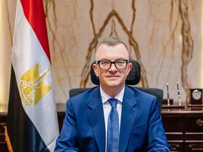  الدكتور أحمد رستم،