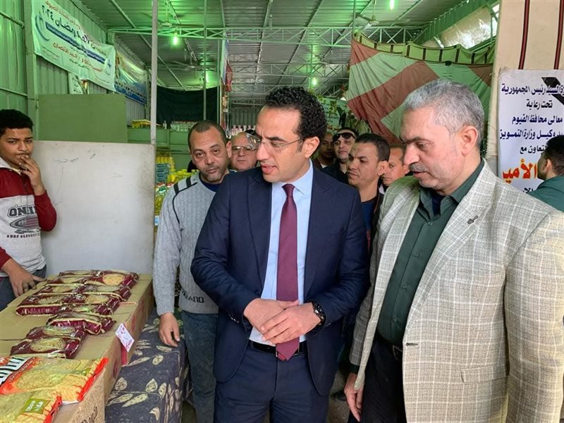 أحمد كمال مساعد وزير