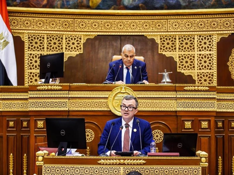وزير التخطيط في مجلس