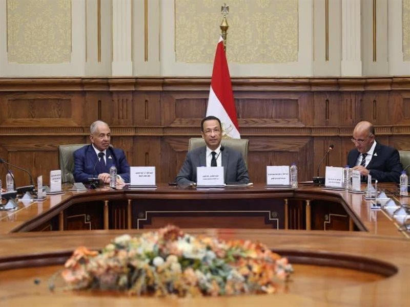 رأفت هندي وزير الاتصالات وتكنولوجيا المعلومات