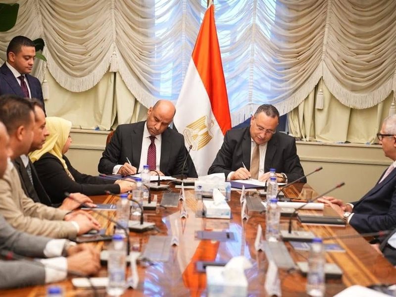 خلال التوقيع 