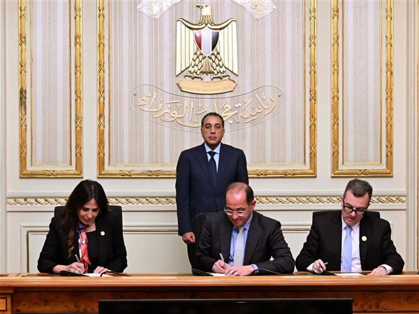 مدبولي يشهد إنهاء تشابكات مالية تاريخية بـ196 مليار جنيه لدعم المياه والزراعة