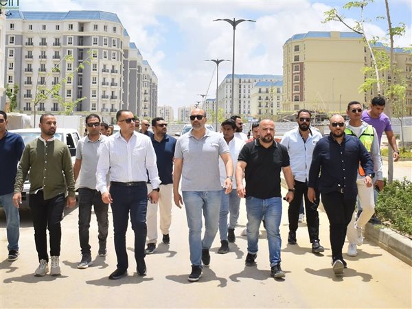 رئيس جهاز العلمين: سرعة الإنجاز وجودة التنفيذ أولوية لتسليم الوحدات في موعدها