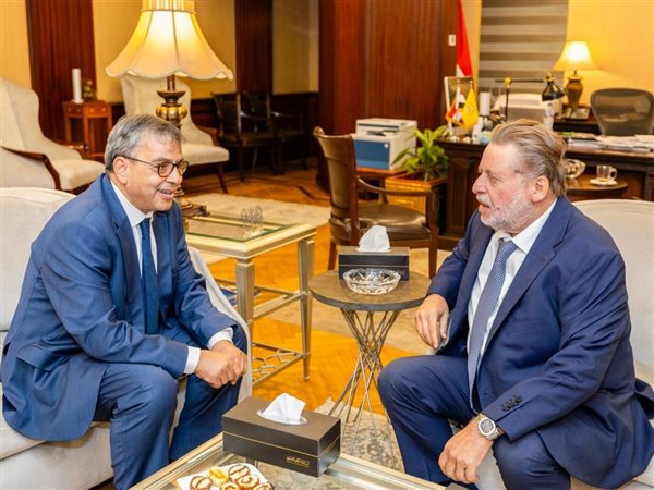 محافظ البنك المركزي المصري ونظيره التونسي يبحثان تعزيز التعاون المشترك وتبادل الخبرات المصرفية