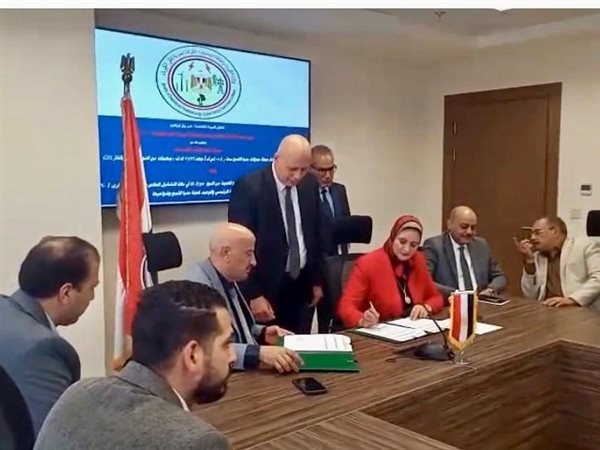 المصرية لنقل الكهرباء توقع عقد إنشاء محطة محولات منيا القمح الجديدة لدعم استقرار التغذية الكهربائية بمحافظة الشرقية