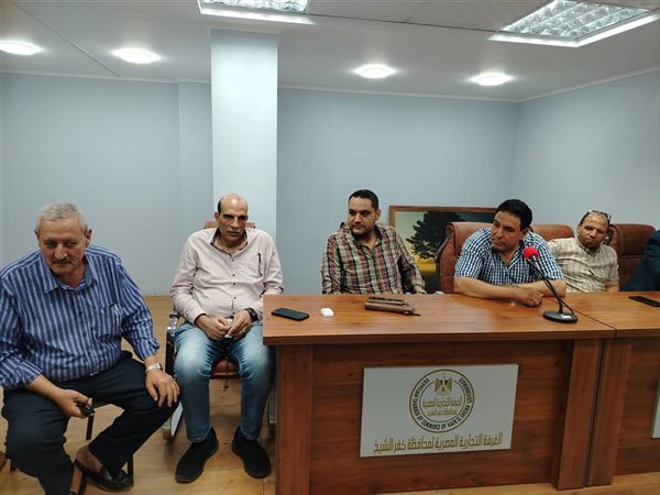 تموين كفر الشيخ على مائدة الغرفة التجارية..حلول جديدة لتطوير منظومة البقالين التموينيين
