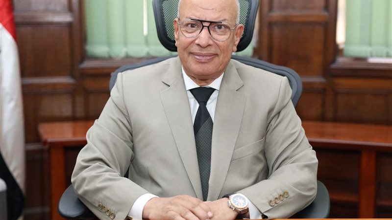 رئيس الشركة القابضة للمياه 