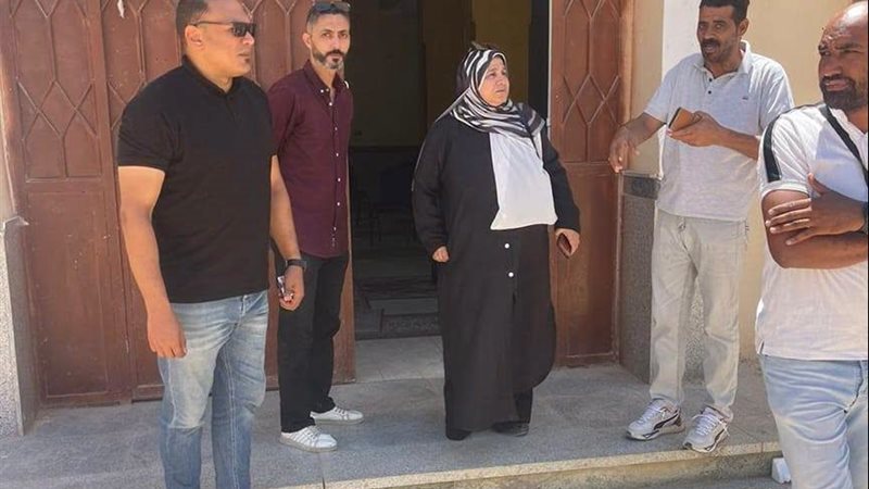  المواطنين في لقاء بمياه الشرب والصرف الصحي 