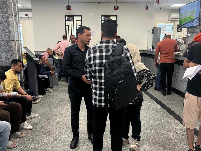  أحمد العربي، رئيس