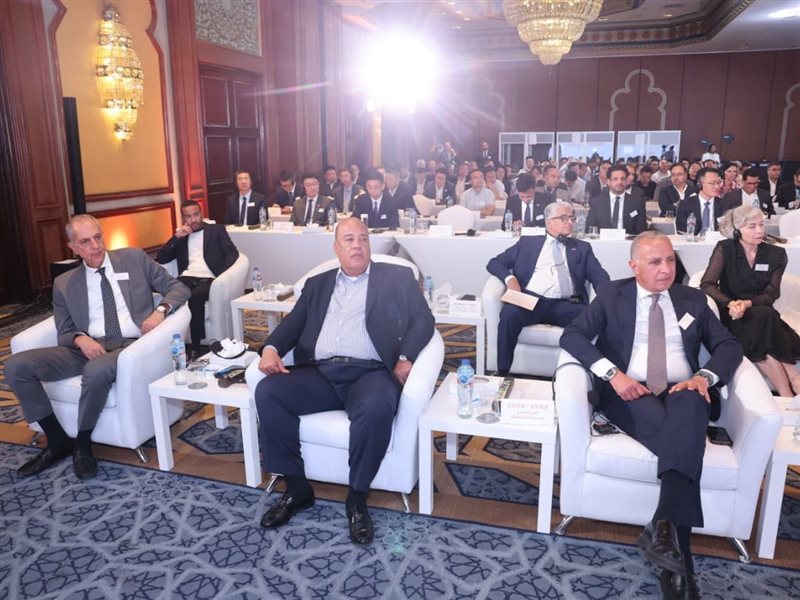 أيمن العشري، رئيس غرفة القاهرة التجارية 