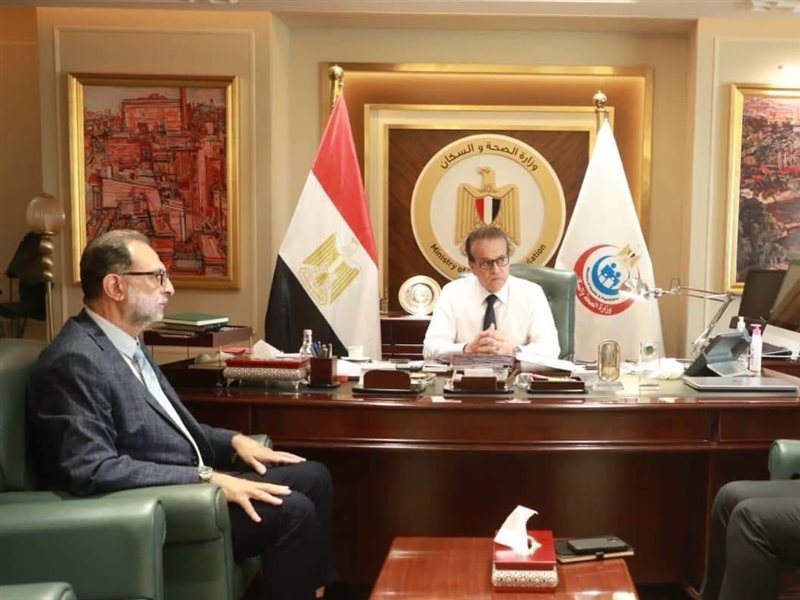 وزير الصحة مع رئيس