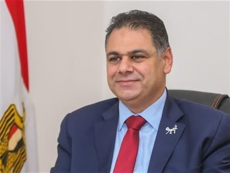 الدكتور أحمد يوسف